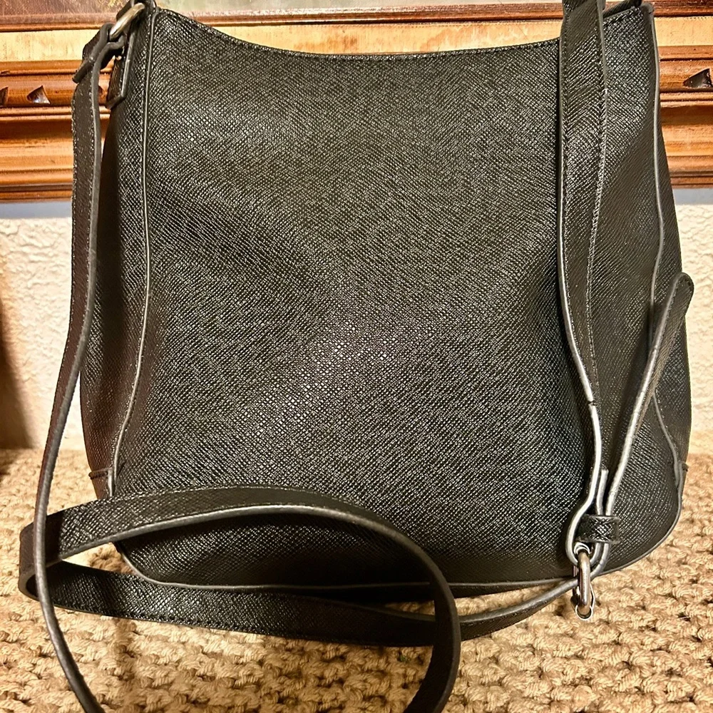 Nine West Crossbody Bag Women Medium Black Excellent Saffiano Faux‎ Leather